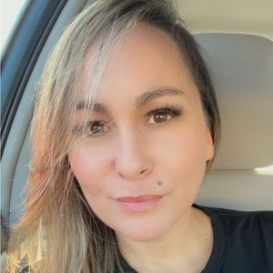 Meet your Posher, Tanya